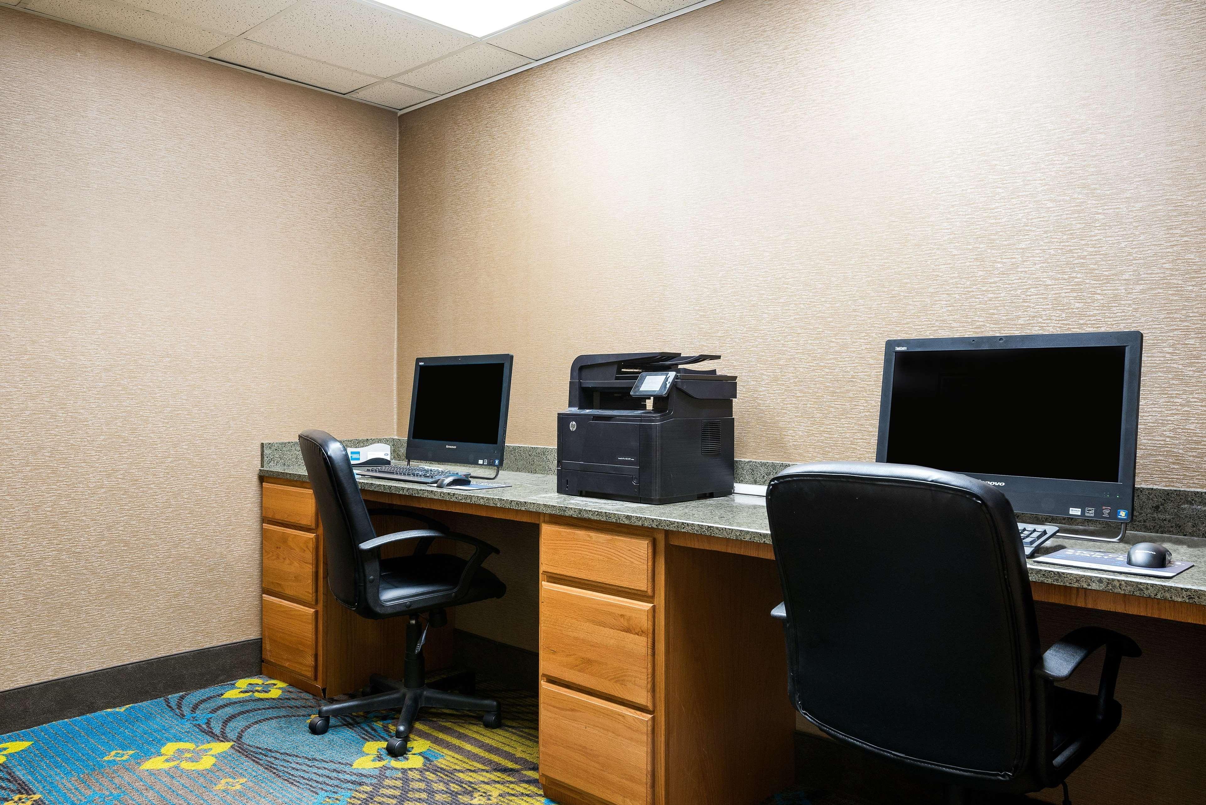 Hampton Inn Ft. Chiswell-Max Meadows Bagian luar foto