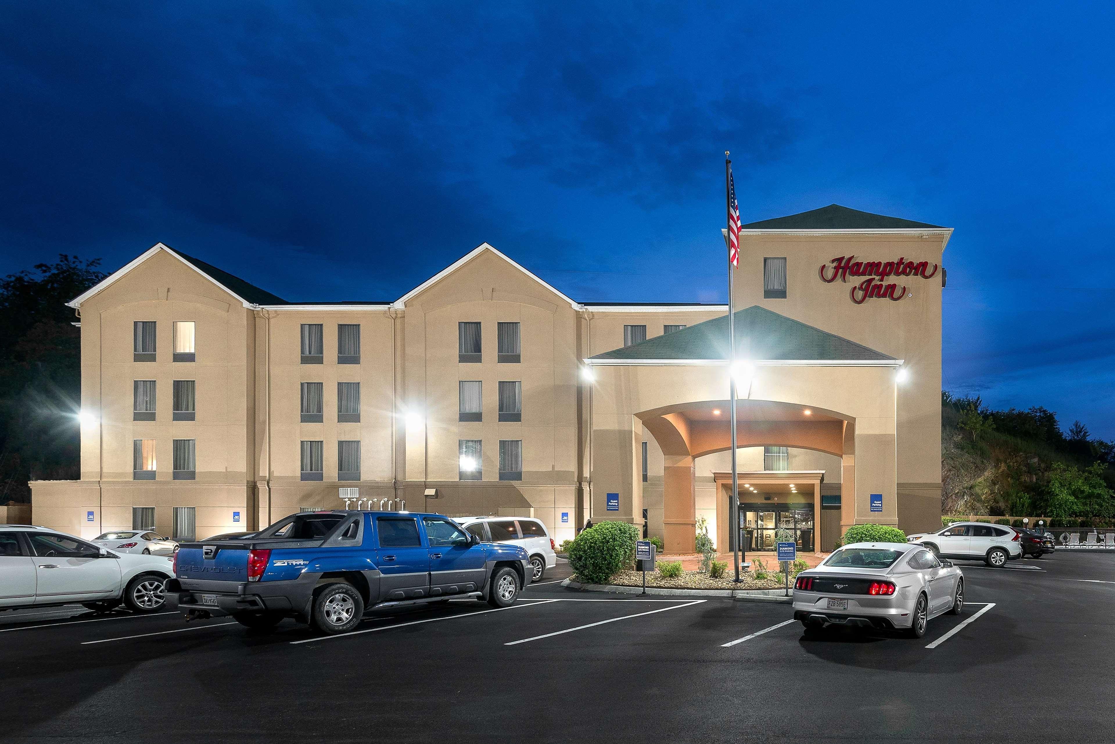 Hampton Inn Ft. Chiswell-Max Meadows Bagian luar foto
