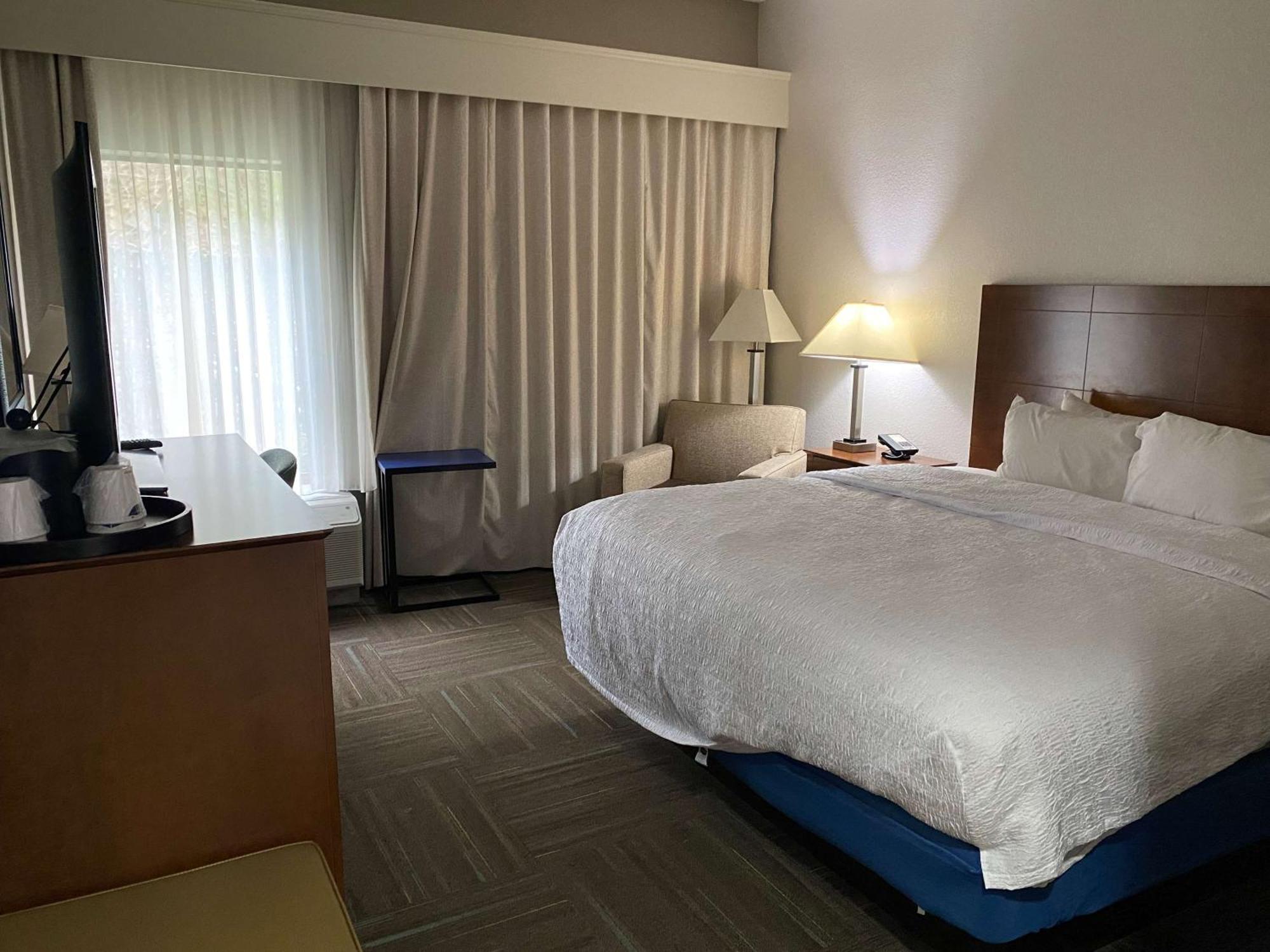 Hampton Inn Ft. Chiswell-Max Meadows Bagian luar foto